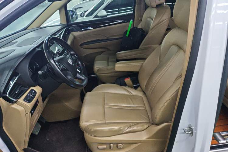 Used Buick GL8 2017 ES 28T Premium Version China V Standard
