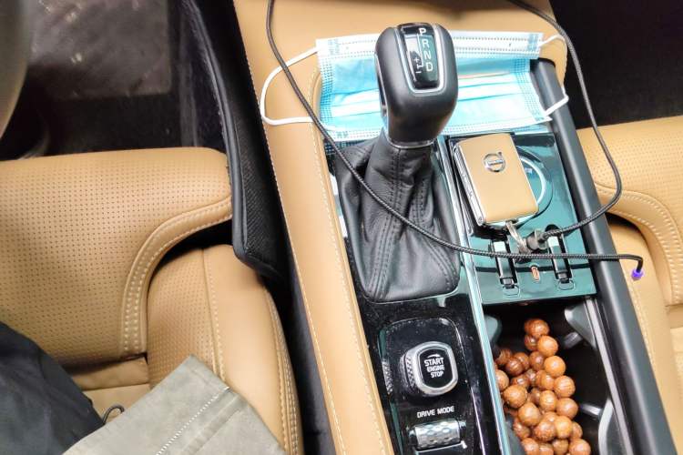 Used Volvo V90 2017 Cross Country T5 AWD Prestige Edition
