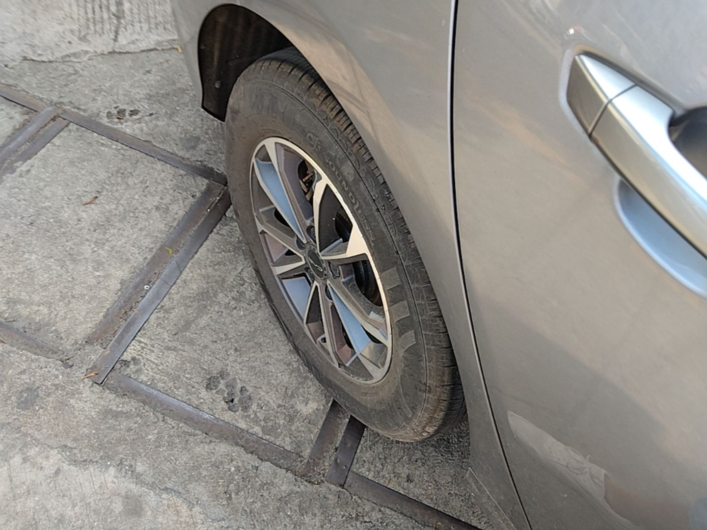BYD Destroyer 05 2024 HONOR Edition DM-i 55KM Luxury Model — снимка 11