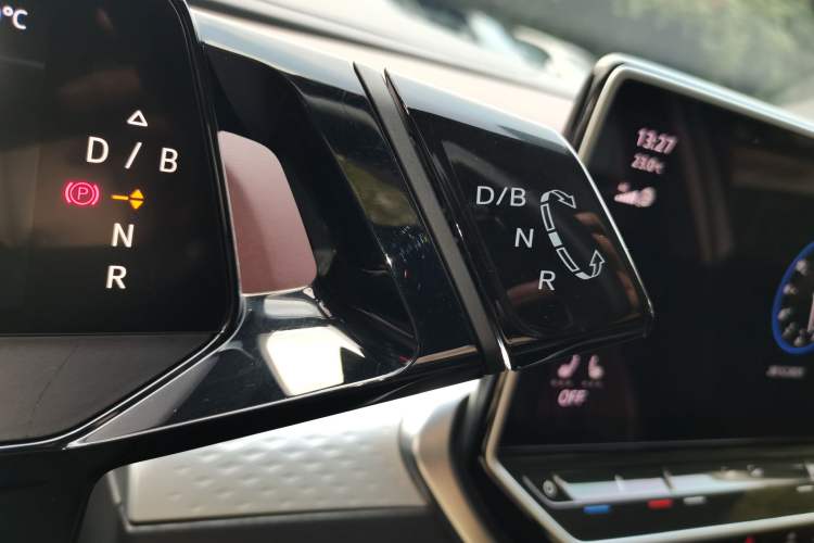 Used Volkswagen ID.6 X 2021 Pro Smart Long-Range Edition