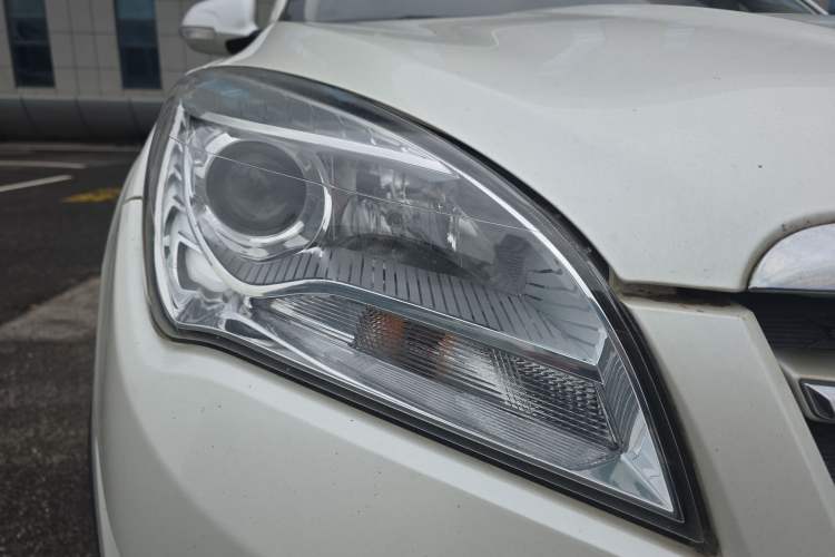 Used Changan CS35 2015 1.6L Manual Luxury Model China IV Standard