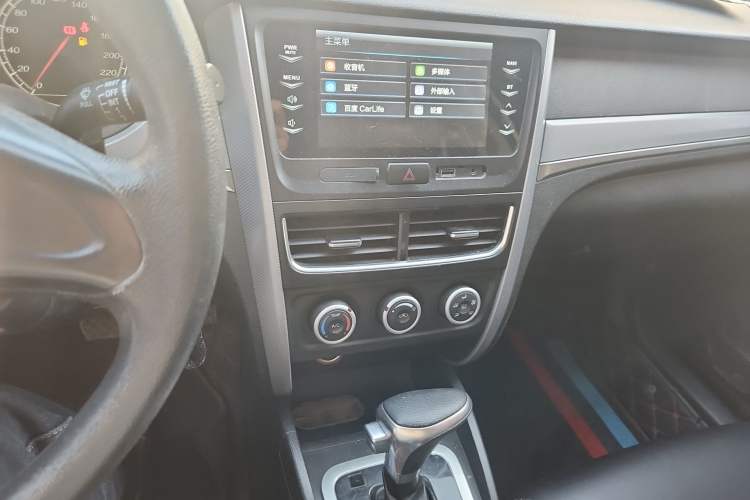 Used Bestune B30 2019 1.6L Automatic Comfort Model Audio And AC Panel