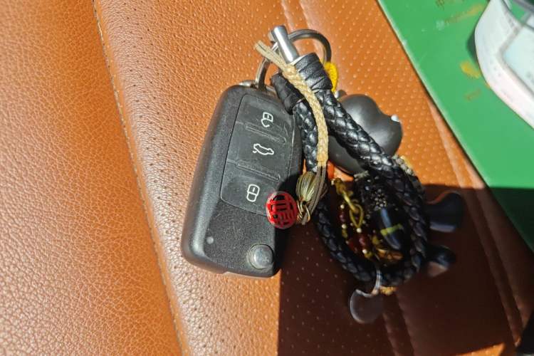 Used Volkswagen Lavida 2014 1.4TSI DSG Sport Edition
