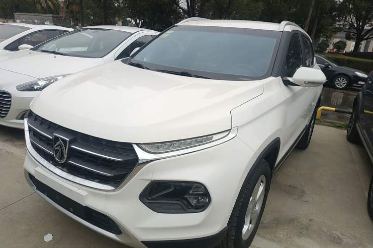 Used Baojun 510 2017 1.5L Manual Fashion Model