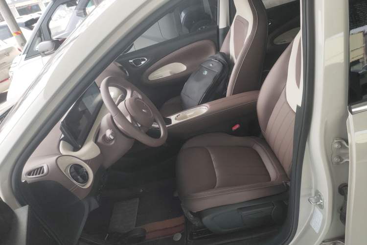 Used Wuling Bingo 2025 333 km Enjoyment Version Left Front Seat