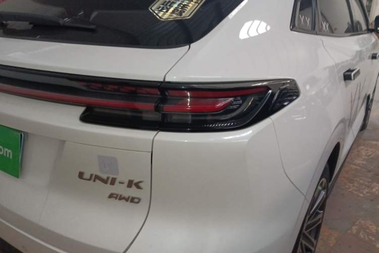 Used Changan UNI-K 2021 2.0T All-Wheel Drive Prestige Version
