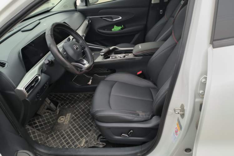 Used CHANGAN UNI-T 2021 1.5T Excellence Model
