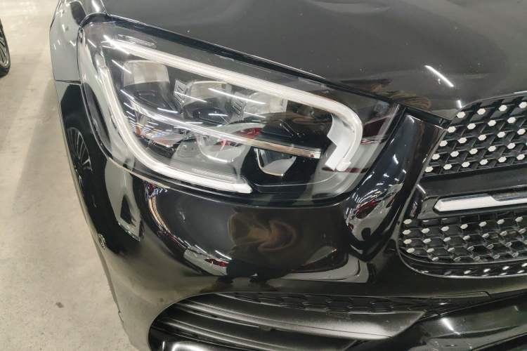 Used Mercedes-Benz GLC Coupe 2020 GLC 300 4MATIC Coupe SUV Right Front Headlight