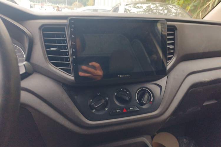 Used Wuling Hongguang 2019 1.5L S Basic Window-Sealed Vehicle China VI LAR
