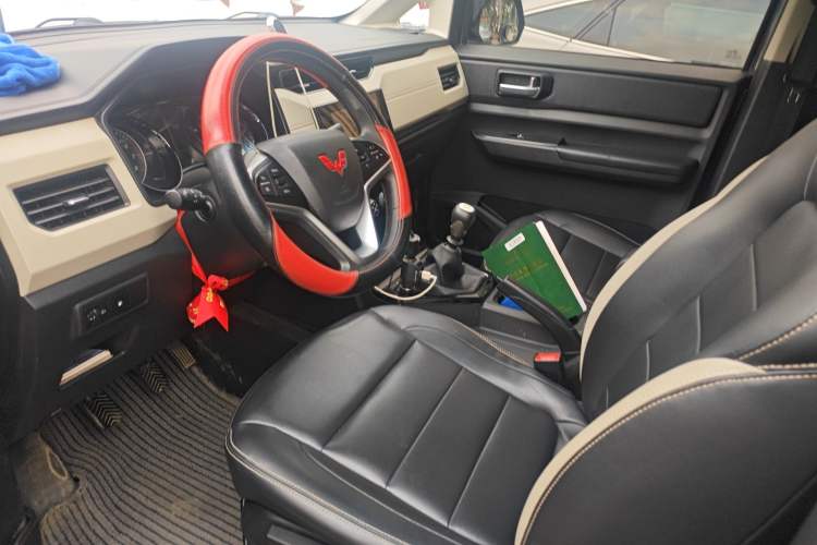Used Wuling Zhengcheng  Left Front Seat