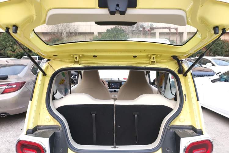 Used Wuling Hongguang MINIEV 2024 3rd Generation 215km Advanced Version Trunk