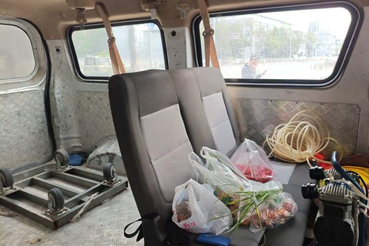 Used CHANGAN KAICHENG Ruixing M60 2020 1.5L Standard Version China VI 6-Seater DAM15KR Left Rear Seat