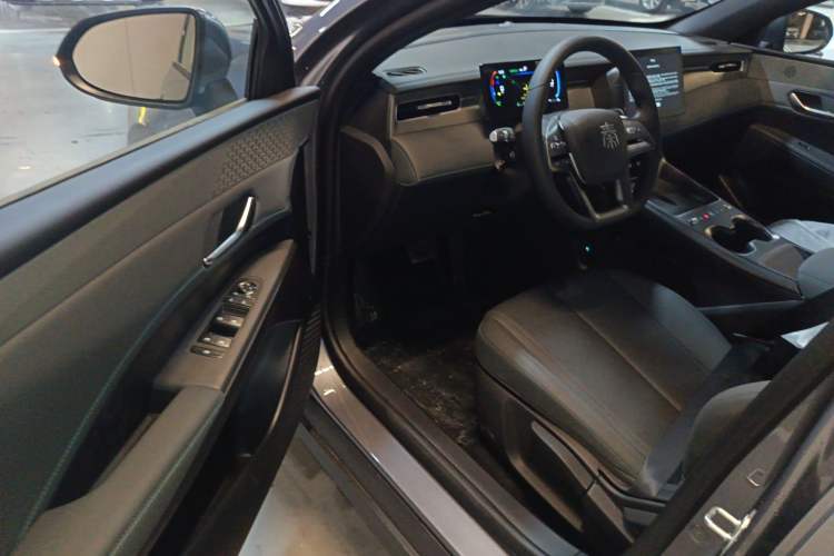 Used BYD Qin PLUS 2026 DM-i 128KM Progressive Model