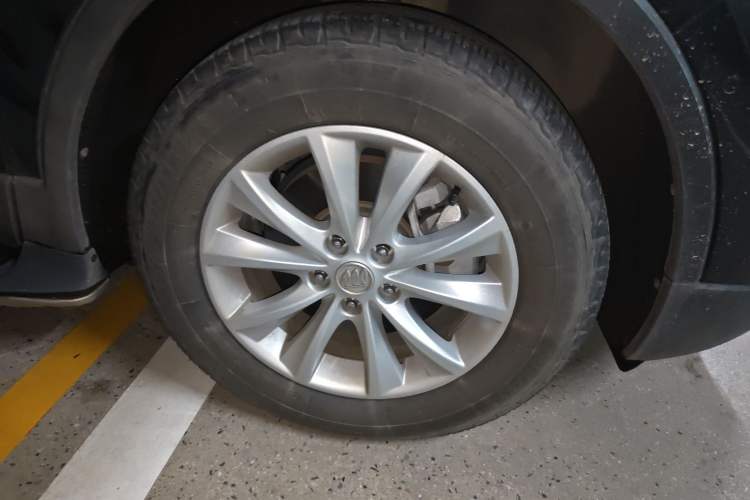 Used Buick Envision 2014 28T Four-Wheel Drive Luxury Model
