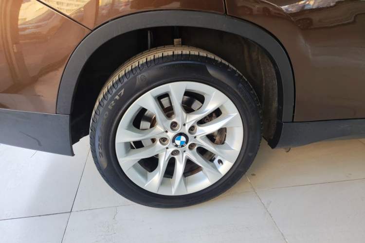 Used BMW X1 2014 sDrive18i Leading Model

