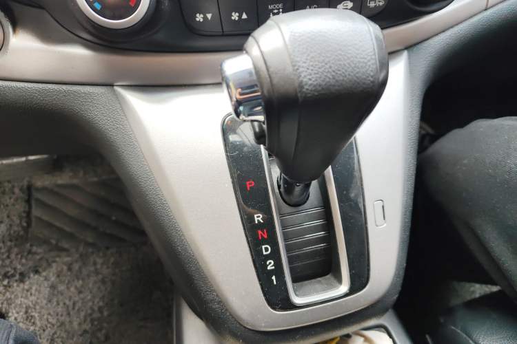 Used Honda CR-V 2012 2.4L four-wheel drive luxury version