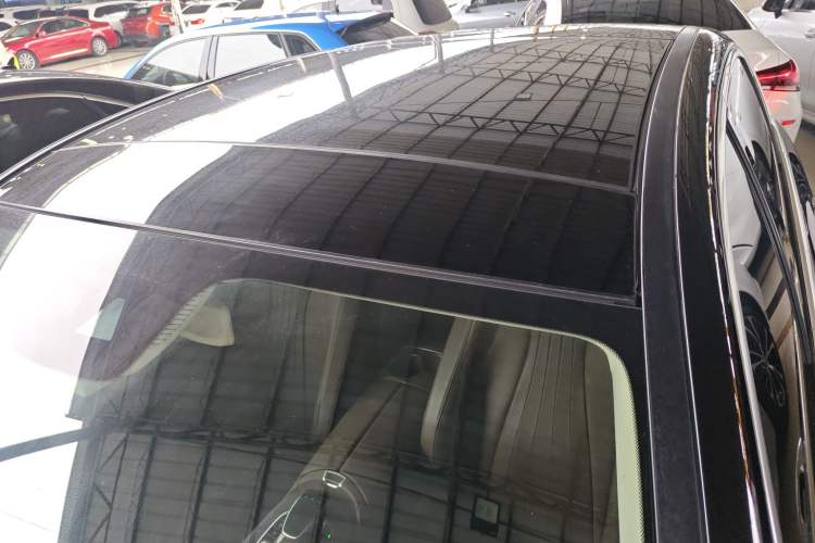 Used Mercedes-Benz E-Class 2016 E 300 L Luxury Model
