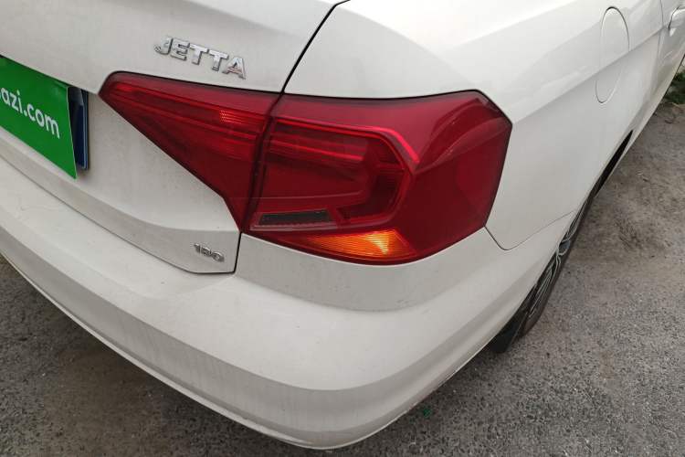 Used Volkswagen Jetta 2017 1.5L Automatic Fashion Model
