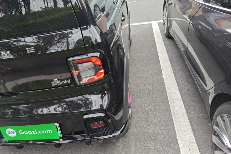 Used Geely Galaxy Panda 2025 210km Panda Kart Right Rear Taillight