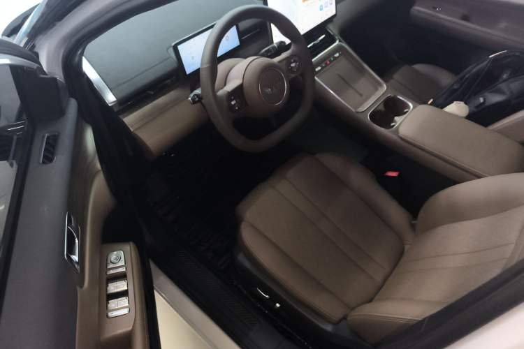 Used Wuling Xingguang S 2024 130 km Flagship Version
