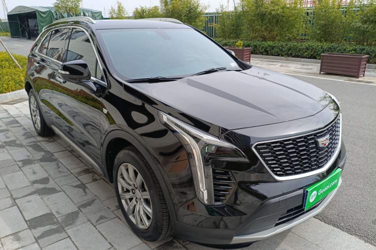 Used Cadillac XT4 2020 28T Two-Wheel-Drive Leading Version
