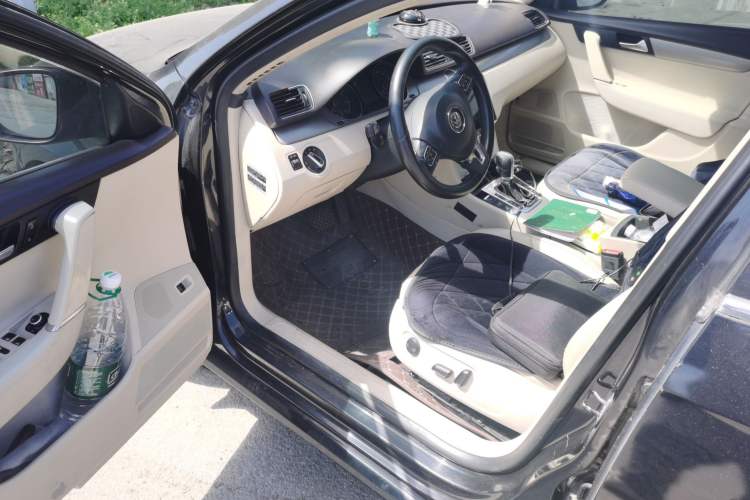 Used Volkswagen Magotan 2012 Revised Version 1.8TSI Leading Edition Driver Seat