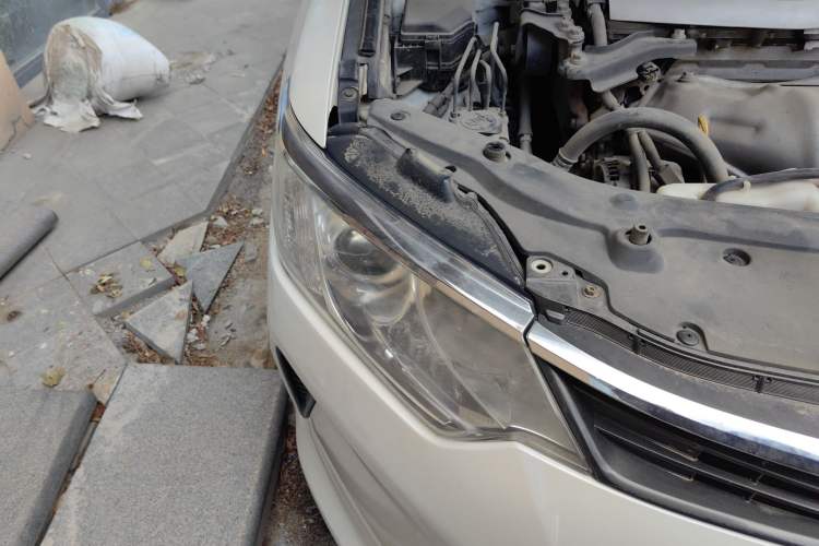 Used Toyota Camry 2015 2.0G Premier Edition Right Front Headlight