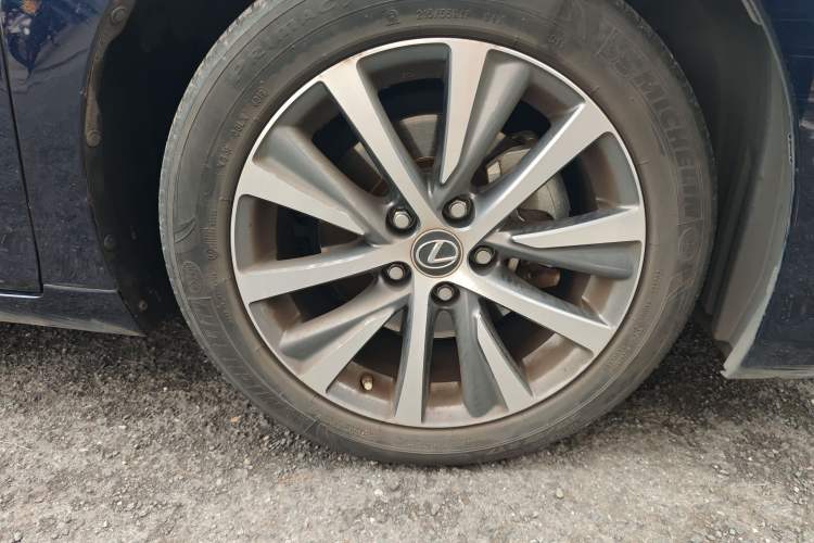 Used Lexus ES 2020 200 Excellence Edition