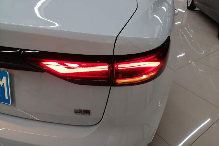 Used Geely Auto Emgrand 2025 4th Generation 1.5L CVT Longteng Edition
