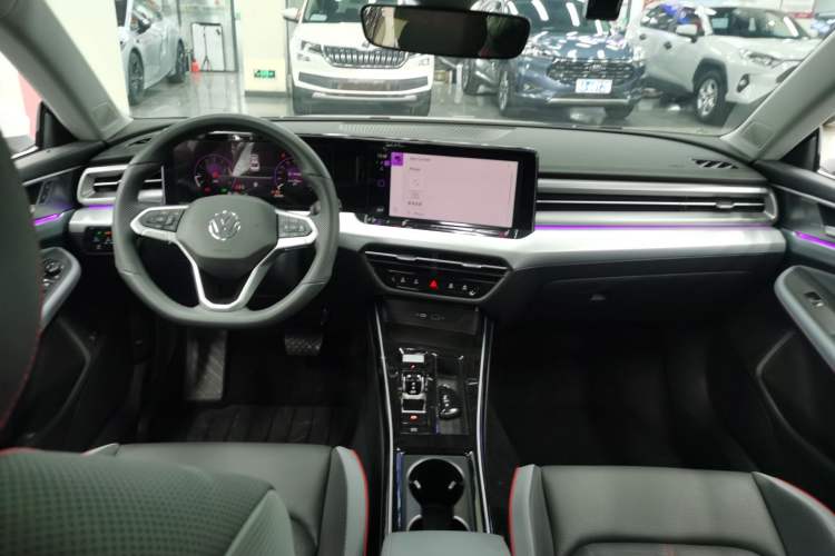 Used Volkswagen Lamando 2025 Lavida L 280TSI DSG Cool & Spicy Edition Center Console