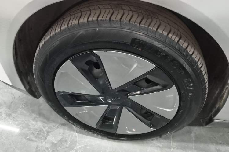 Used AION Y 2022 Plus 70 Enjoy Edition