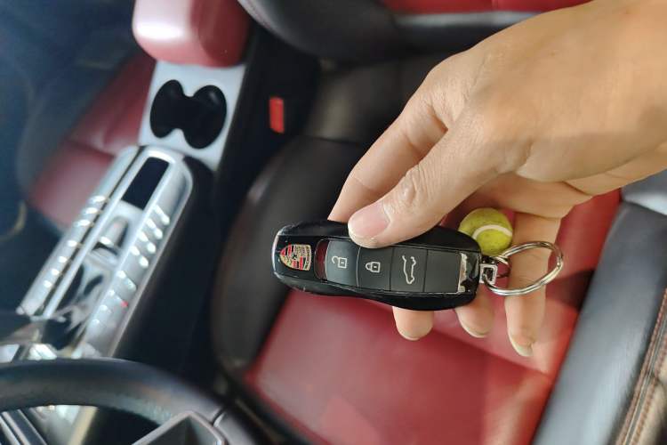 Used Porsche Macan 2018 Macan 2.0T Vehicle Key