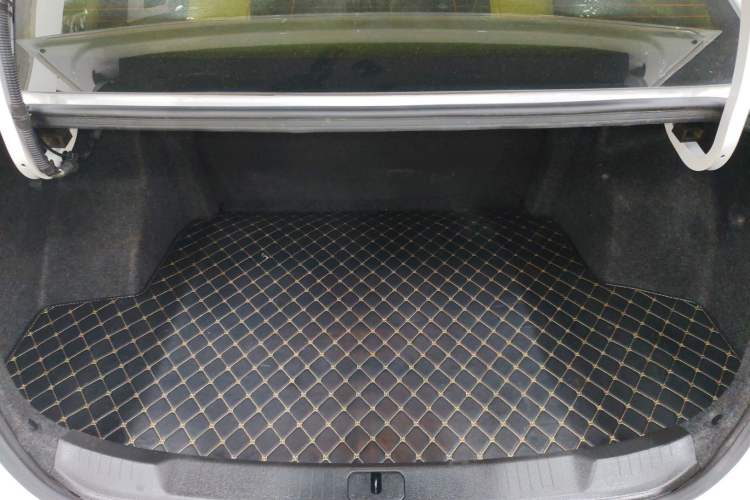 Used Chevrolet Monza 2021 320 Automatic Enjoyment Sunroof Edition Trunk