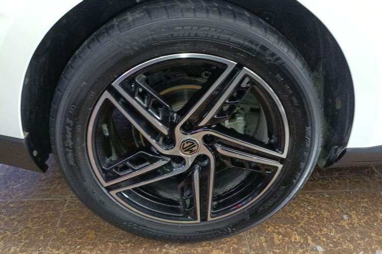 Used MG 7 2023 1.5T DCT Luxurious Supreme Edition Right Rear Wheel Hub