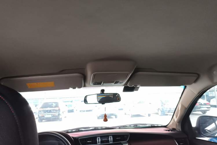 Used Huanghai Da Niu 2022 2.8T Pioneer Edition Manual Diesel 4x4 Value-Added Flatbed Cargo Box JE493ZLQ6H