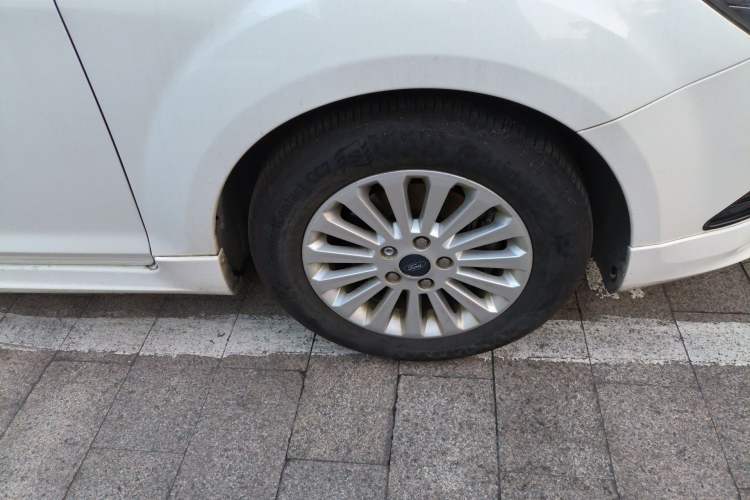 Used Ford Focus 2013 Hatchback Classic 1.8L Automatic Fashion Edition