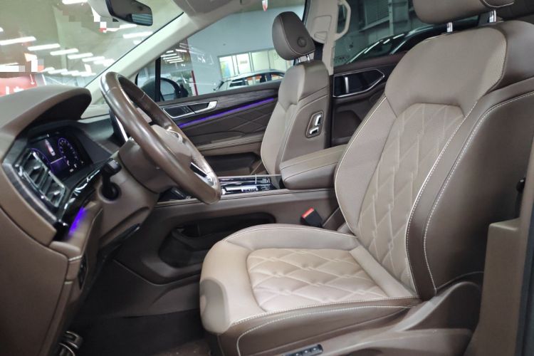 Used Volkswagen Viloran 2023 380TSI Prestige Edition Left Front Seat