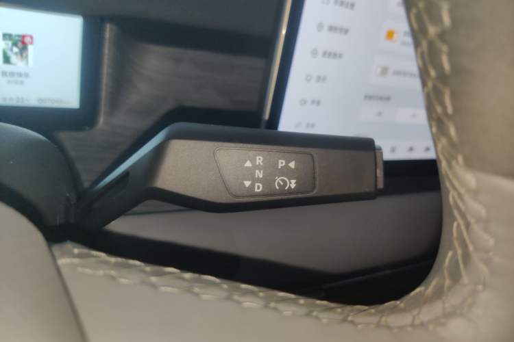 Used Dongfeng NAMMI 06 2025 471 Ultra Gear Lever