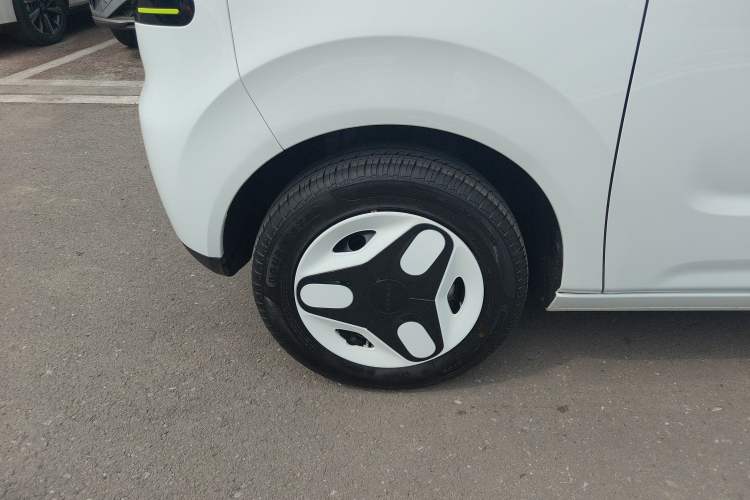 Used Geely Galaxy Panda 2025 210 km – Yuanqi Bear
