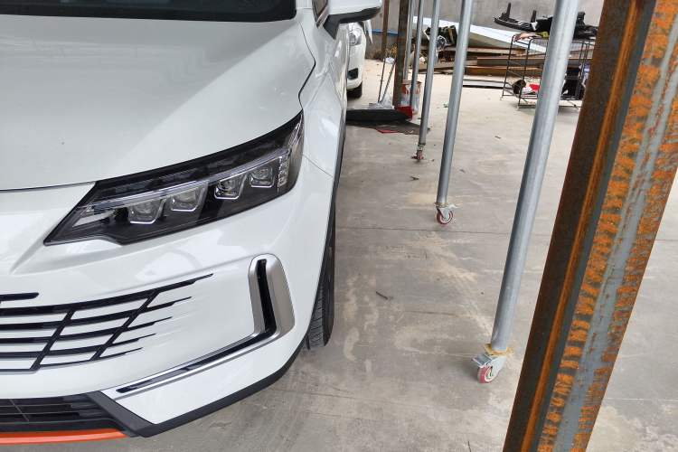 Used Skyworth HT-i 2024 1.5L PHEV 115KM ZhiLong Edition