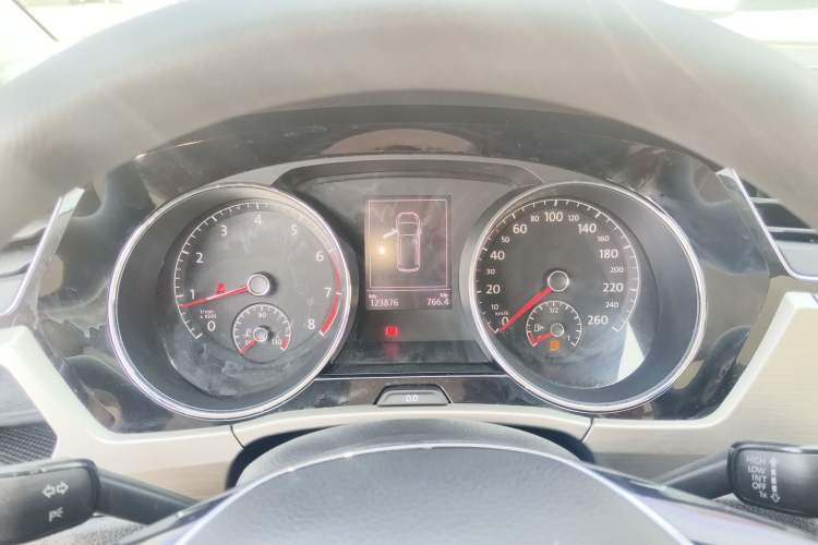 Used Volkswagen Touran 2018 Volkswagen Touran L 280TSI DSG Comfort Edition 7 Seats China V Emission Standard
