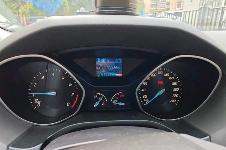 Used Ford Focus 2012 Sedan 1.6L Automatic Comfort Model
