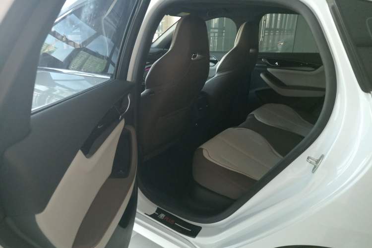 Used BYD Qin PLUS 2023 Champion Edition DM-i 120KM Excellence Model
