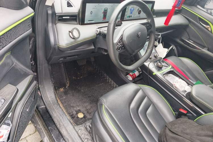 Used NETA U 2022 Zhi610 Pro Ternary Lithium Center Console