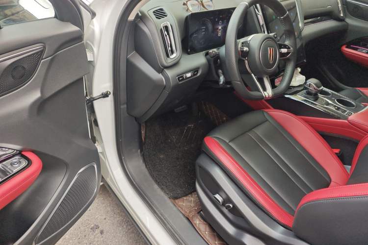 Used Hongqi HS3 2023 1.5T Two-Wheel Drive Shanwei Edition