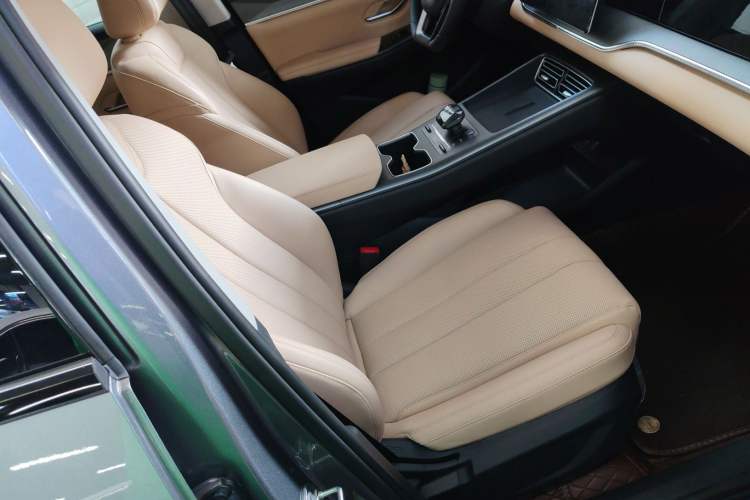 Used BYD Song Pro New Energy 2025 Second-Generation DM-i 75KM Leading Edition
