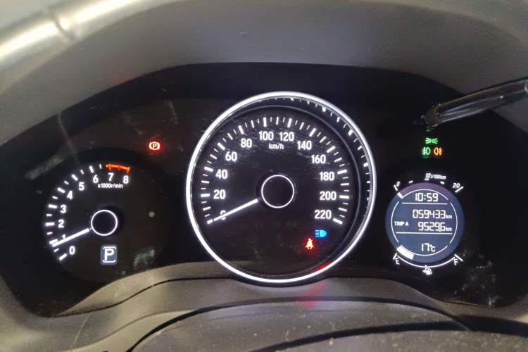 Used Honda Vezel 2020 1.5L CVT Pioneer Edition
