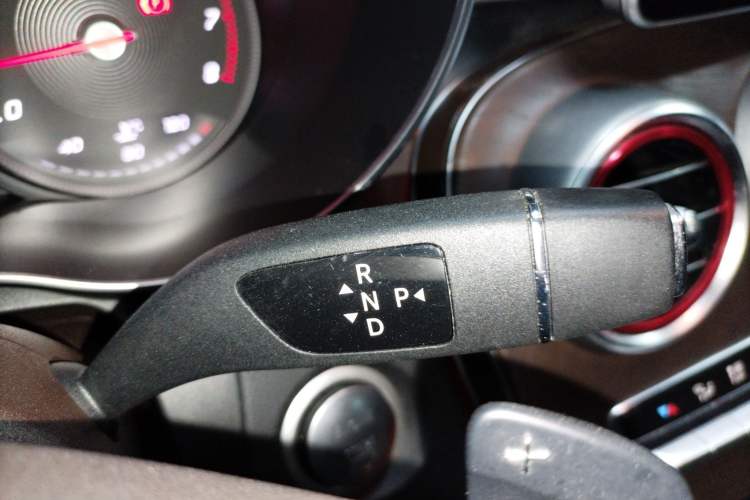 Used Mercedes-Benz GLC 2016 GLC 300 4MATIC Dynamic Model