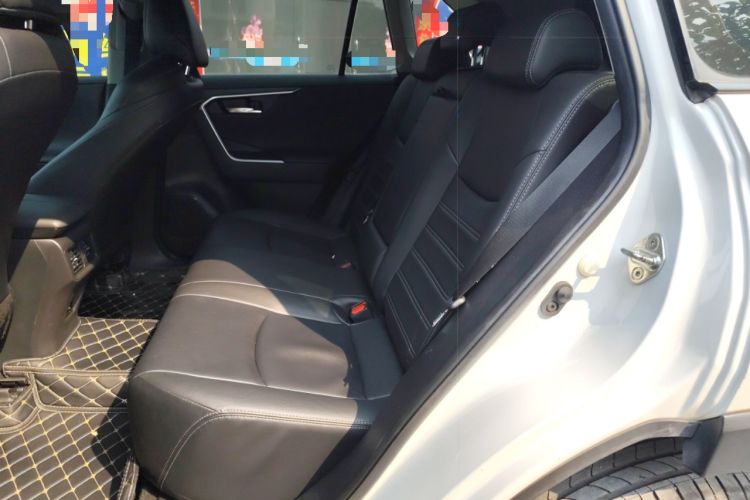 Used Toyota Wildlander 2021 2.0L CVT 4x4 Luxury Edition