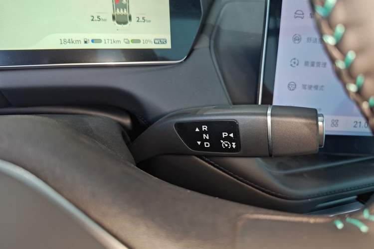 Used Deepal SL03 2025 Revised Version Range-Extended Elite Edition Gear Lever